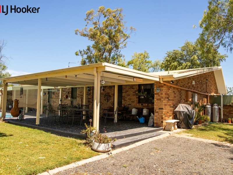 2-4 Miscamble Street, Roma QLD 4455