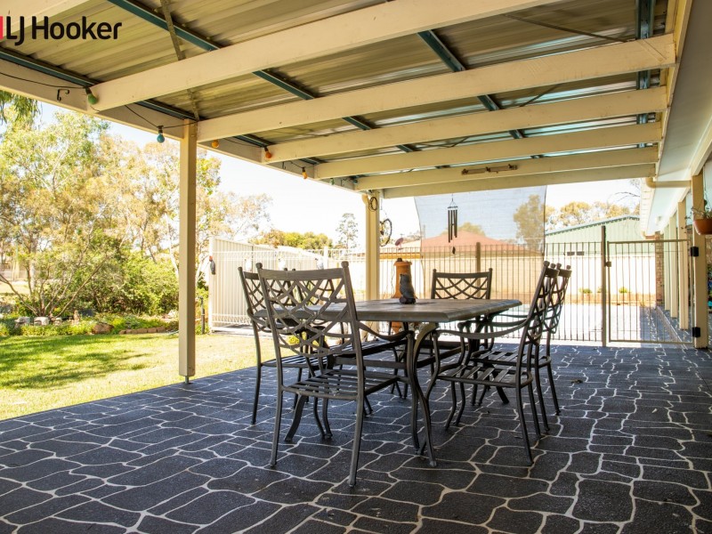 2-4 Miscamble Street, Roma QLD 4455