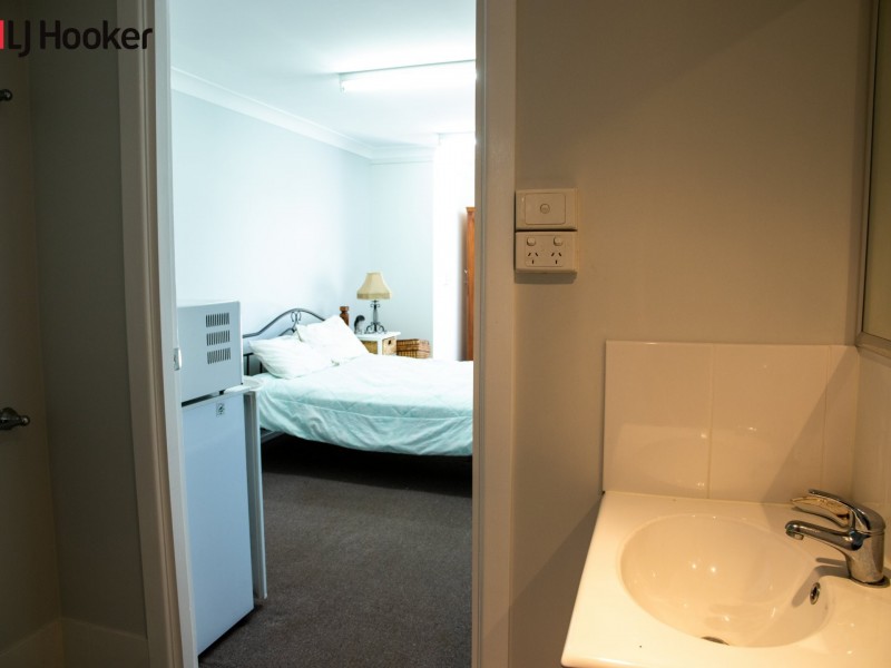 2-4 Miscamble Street, Roma QLD 4455