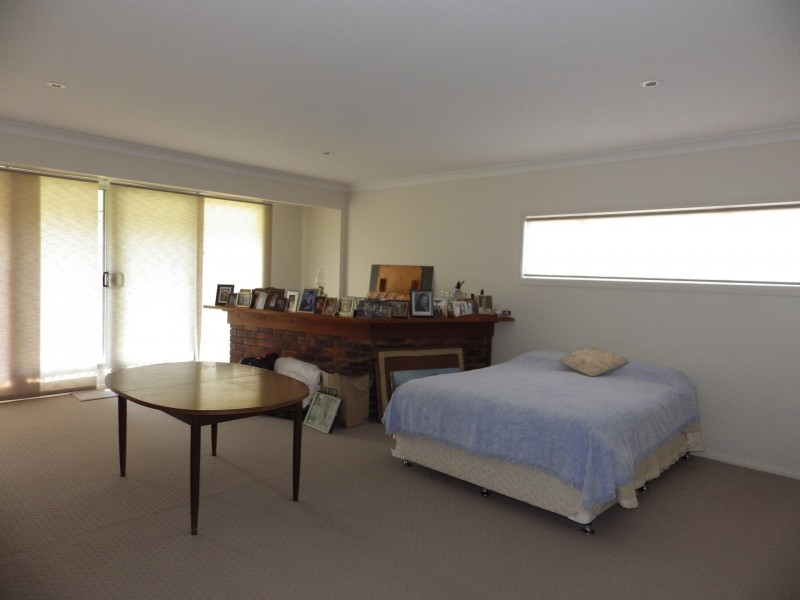 13-15 Allen Street, Roma QLD 4455