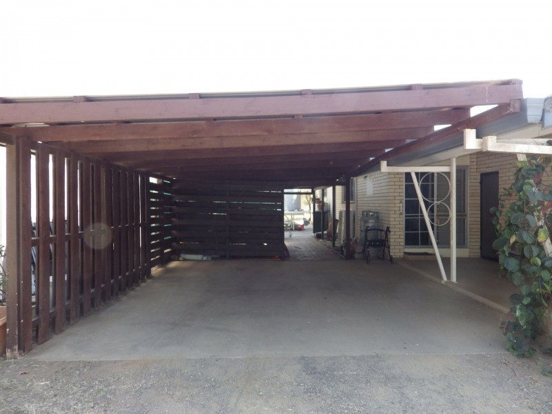 13-15 Allen Street, Roma QLD 4455