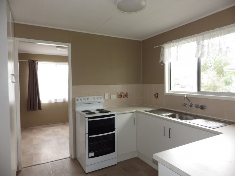 20 Elmer Street, Roma QLD 4455