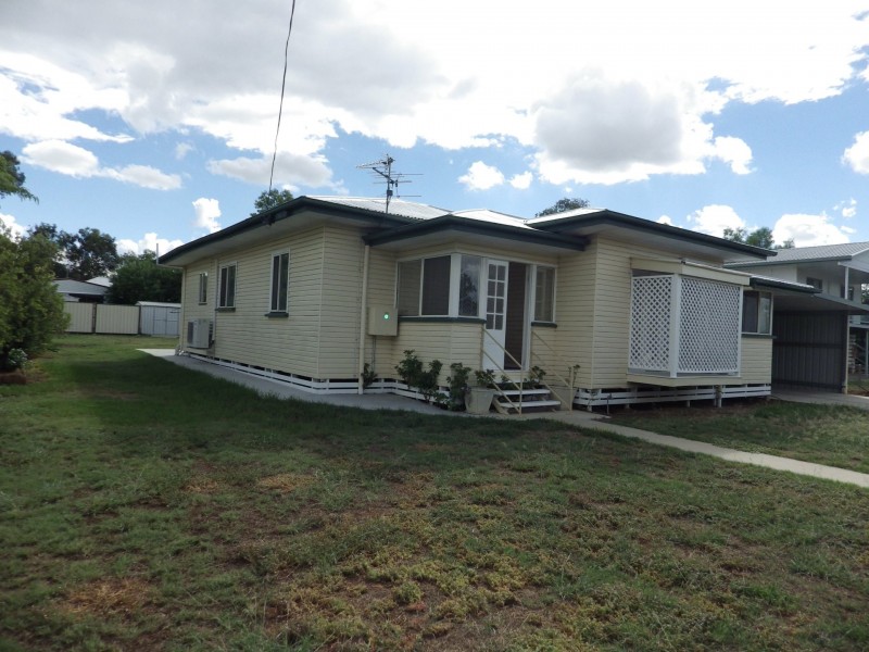 7 Eva Street, Roma QLD 4455