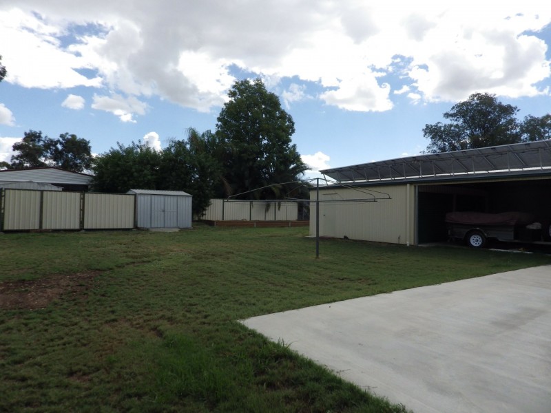 7 Eva Street, Roma QLD 4455