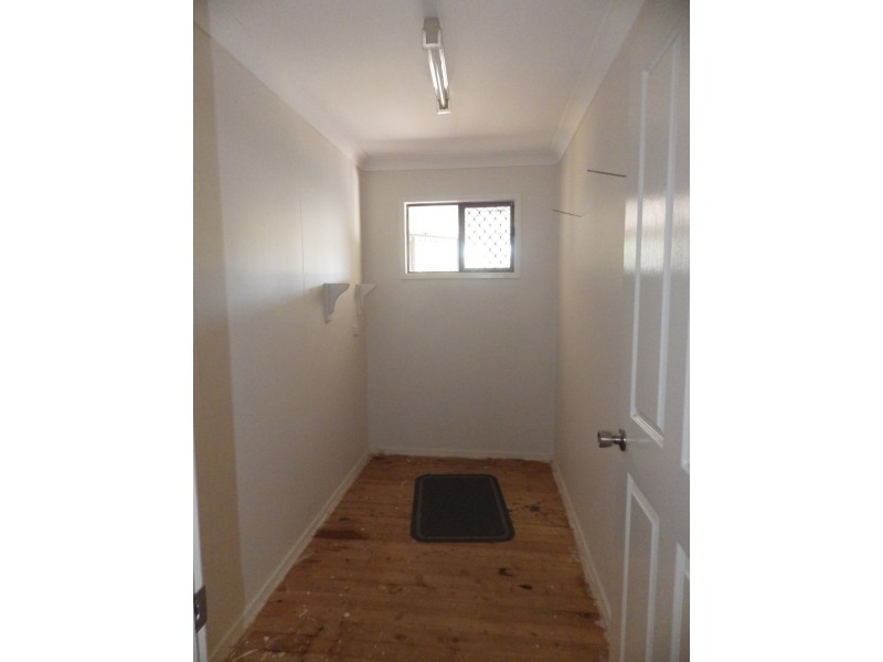 57-59 Northern Road, Roma QLD 4455