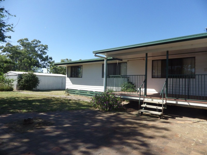57-59 Northern Road, Roma QLD 4455
