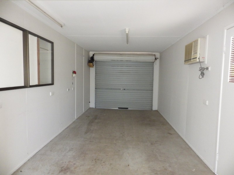 57-59 Northern Road, Roma QLD 4455