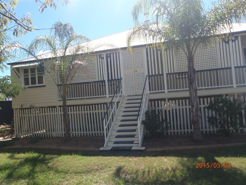 195 McDowall Street, Roma QLD 4455
