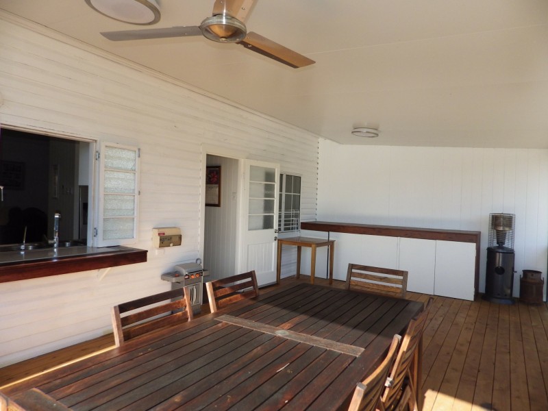 19 Crawford Street, Roma QLD 4455