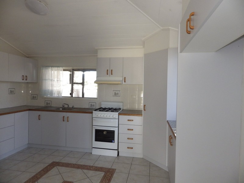 23 William Street, Roma QLD 4455