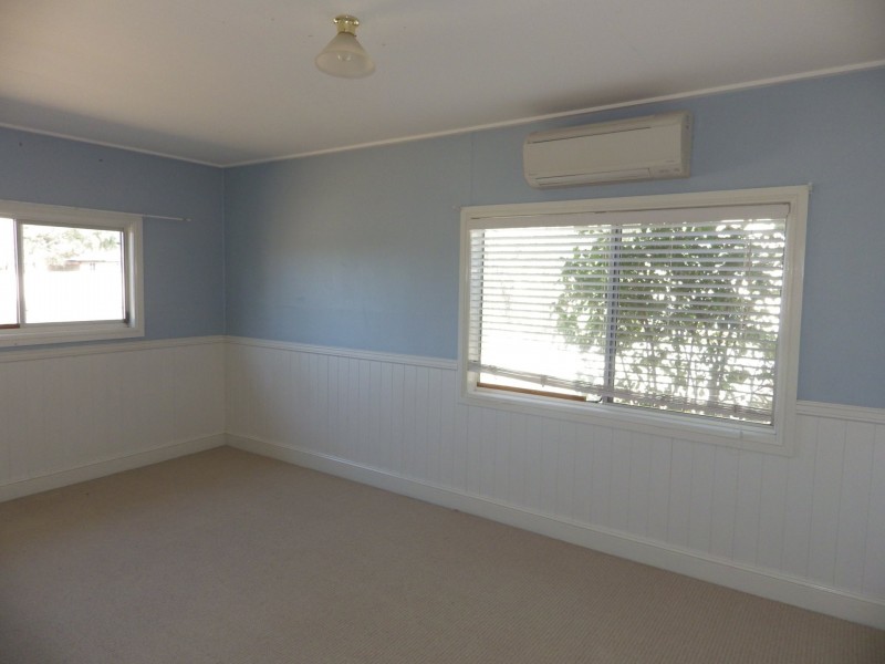 23 William Street, Roma QLD 4455