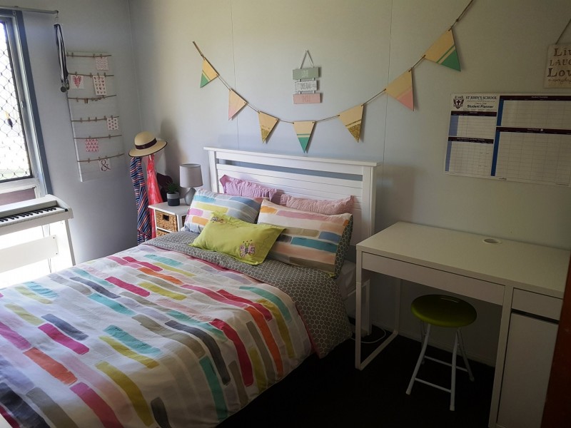 100 Bowen Street, Roma QLD 4455