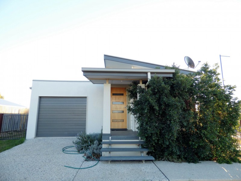 91 Currey Street, Roma QLD 4455