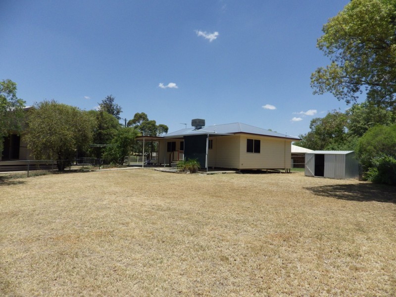 3 Bond Street, Roma QLD 4455