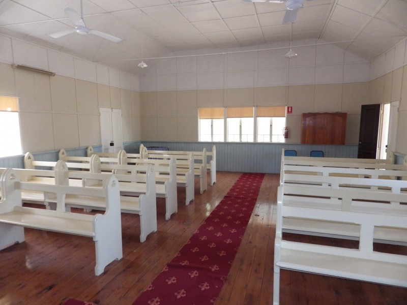 35 William Street, Surat QLD 4417