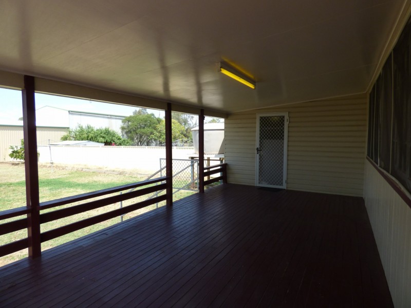 22 Feather Street, Roma QLD 4455