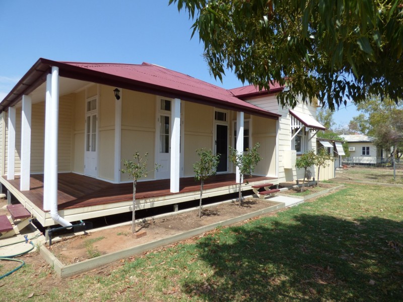 22 Feather Street, Roma QLD 4455