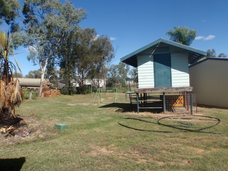 42 Clayton Road, Roma QLD 4455