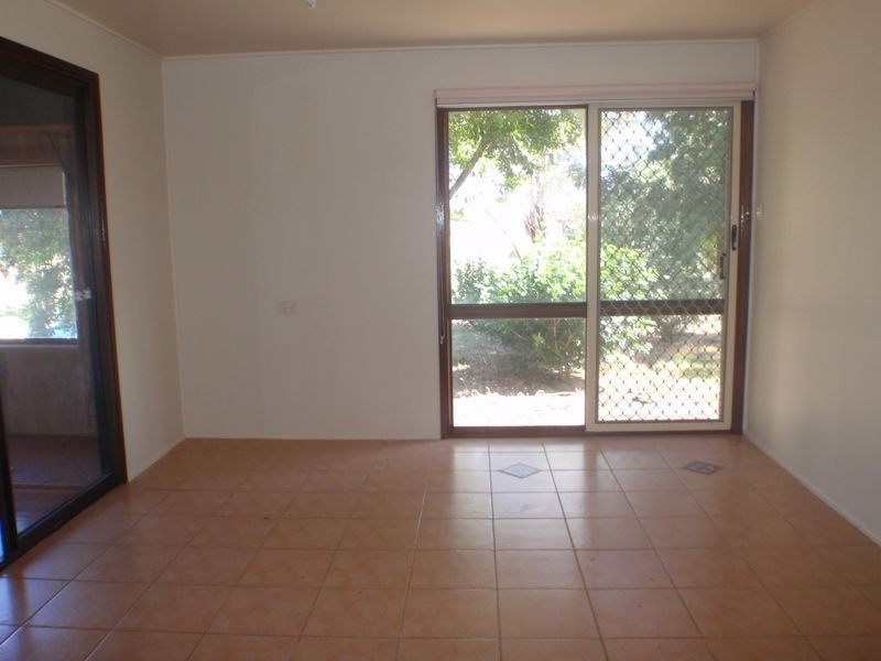 42 Clayton Road, Roma QLD 4455