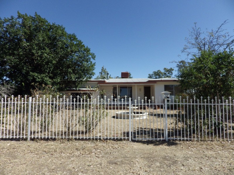 53 Cottell Street, Roma QLD 4455