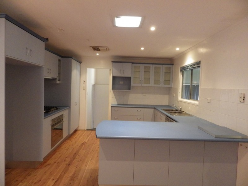 53 Cottell Street, Roma QLD 4455