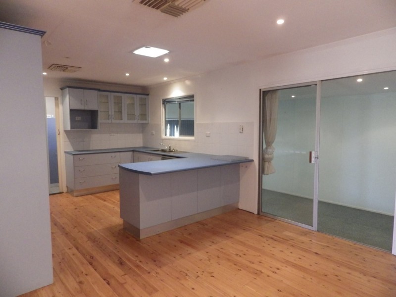 53 Cottell Street, Roma QLD 4455