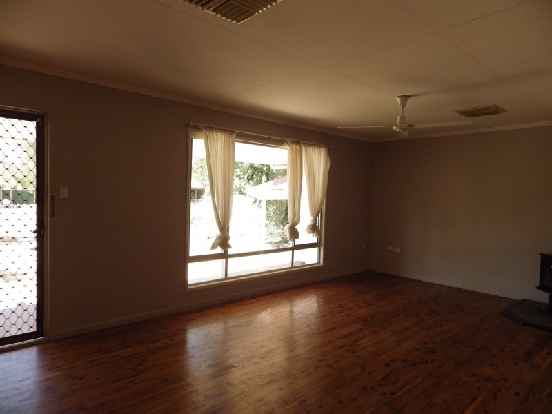 53 Cottell Street, Roma QLD 4455