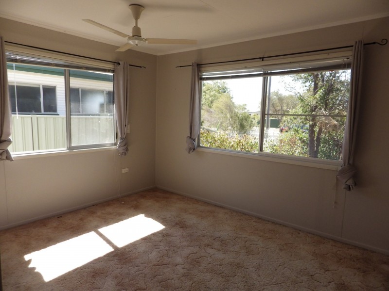 53 Cottell Street, Roma QLD 4455