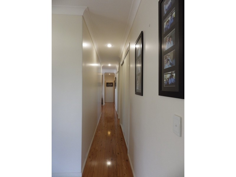 27 Karalee Court, Roma QLD 4455