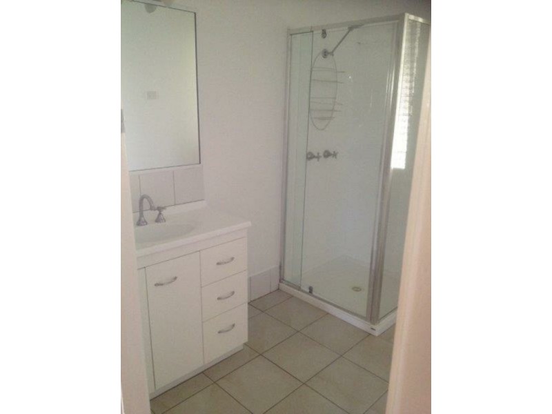 6 Hasted Street, Roma QLD 4455