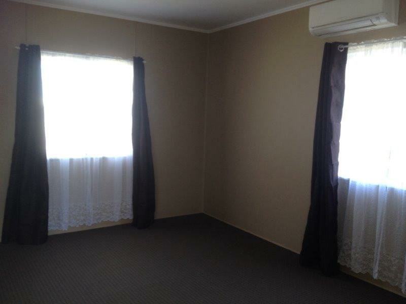 6 Hasted Street, Roma QLD 4455