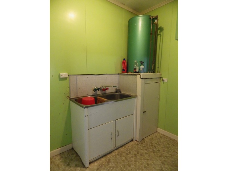 121 Miscamble Street, Roma QLD 4455