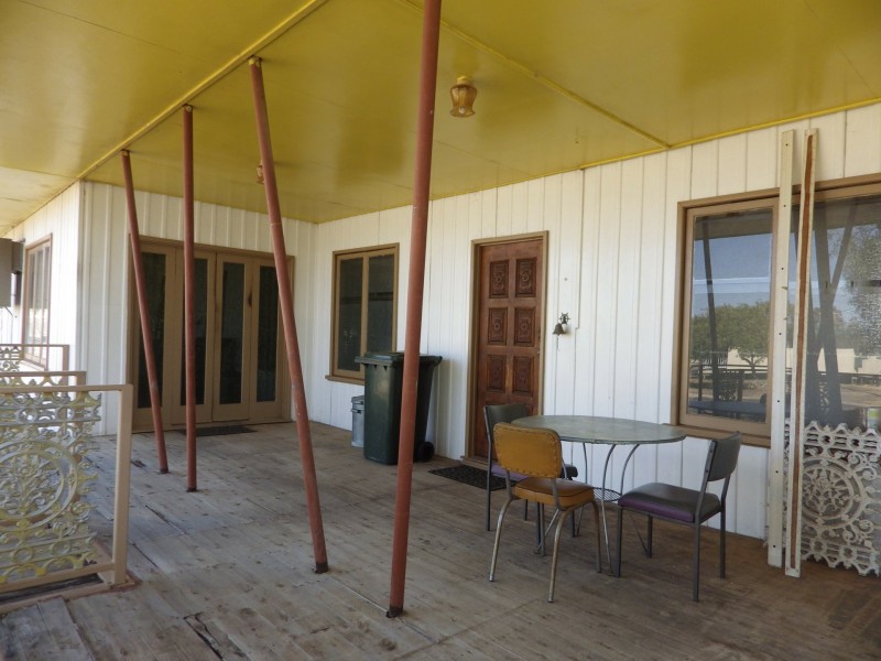 121 Miscamble Street, Roma QLD 4455