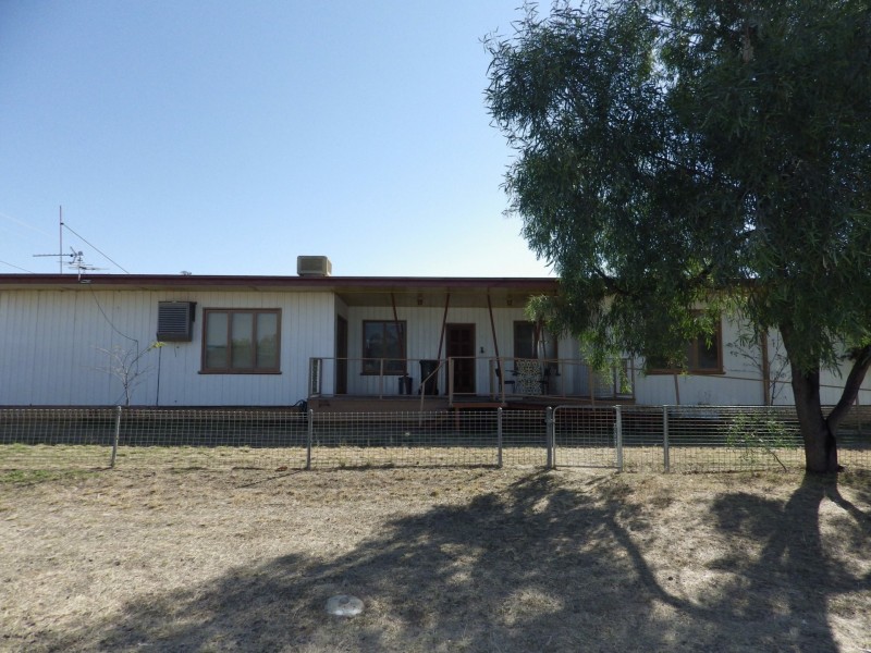 121 Miscamble Street, Roma QLD 4455