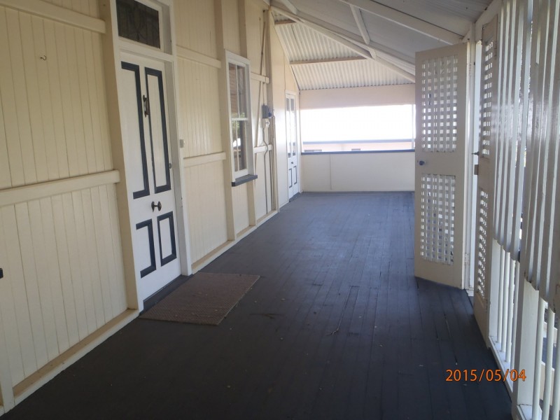 195 McDowall Street, Roma QLD 4455