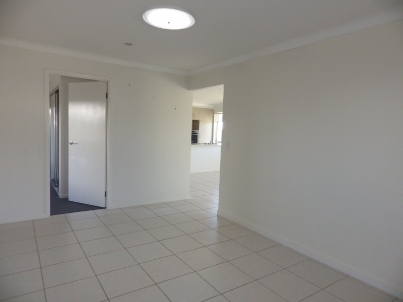 53 Wheeler Drive, Roma QLD 4455