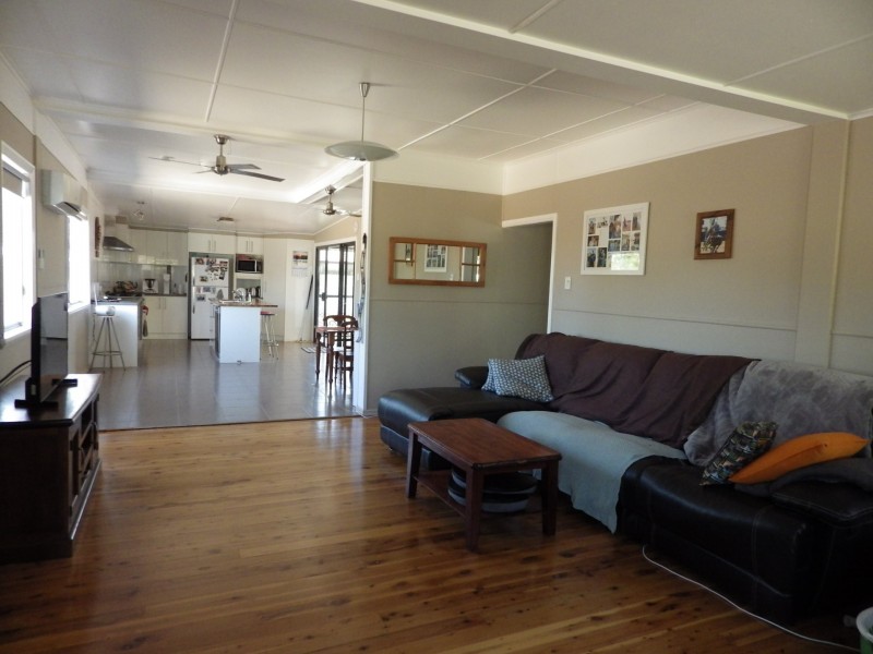 80 Leabrae Road, Wallumbilla QLD 4428