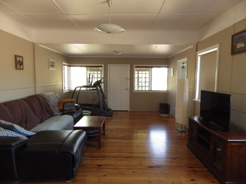 80 Leabrae Road, Wallumbilla QLD 4428