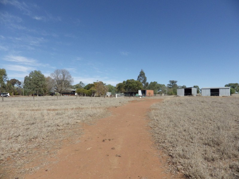 80 Leabrae Road, Wallumbilla QLD 4428