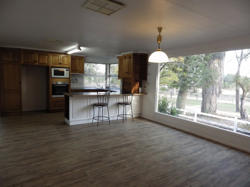 719 Bungeworgorai Lane, Roma QLD 4455