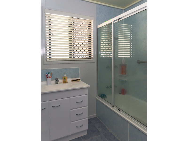 144 Bourne Drive, Roma QLD 4455