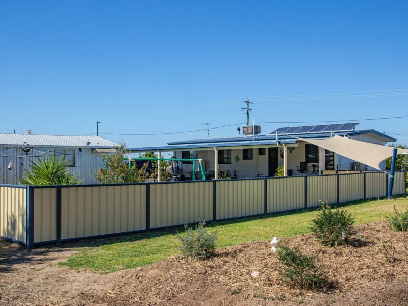 144 Bourne Drive, Roma QLD 4455
