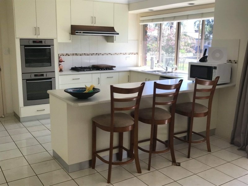 2 Alexander Avenue, Roma QLD 4455