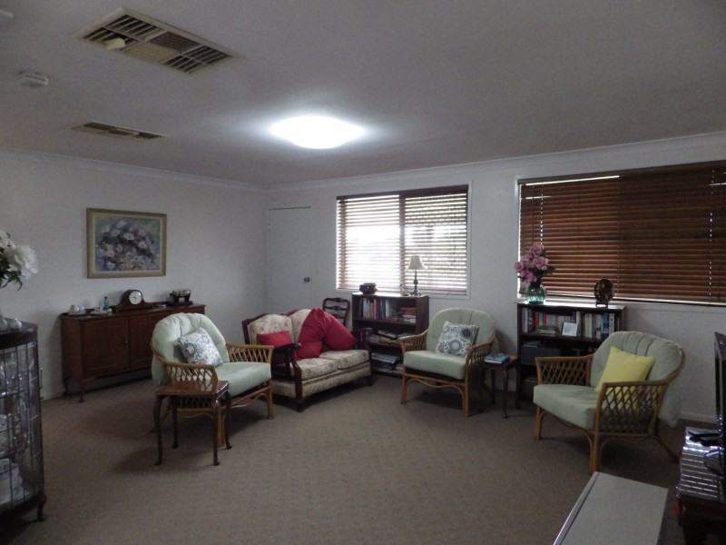 9a Albert Street, Roma QLD 4455