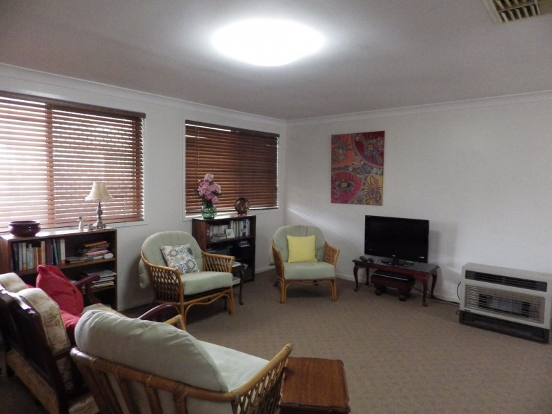 9a Albert Street, Roma QLD 4455