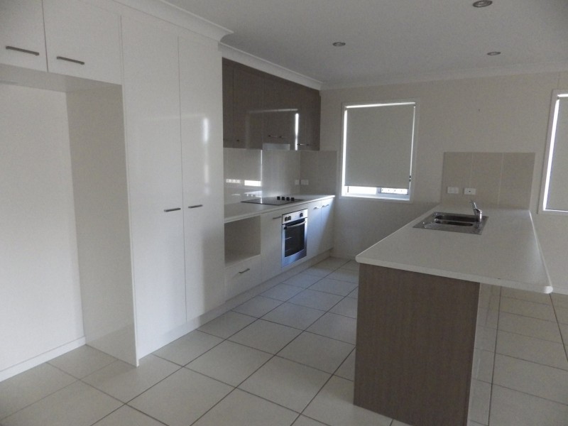 20 Beetson Drive, Roma QLD 4455