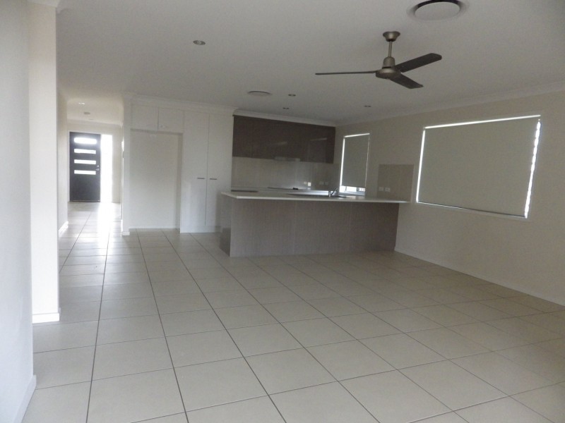 20 Beetson Drive, Roma QLD 4455