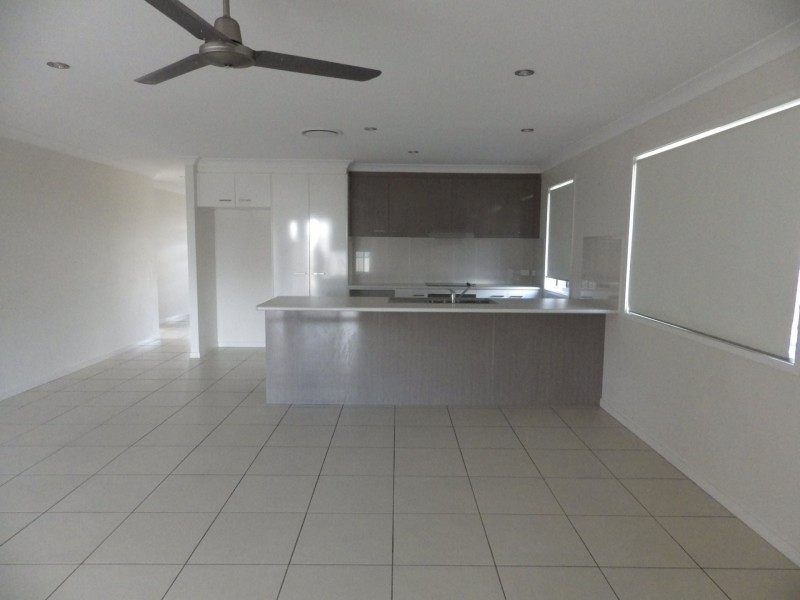 20 Beetson Drive, Roma QLD 4455