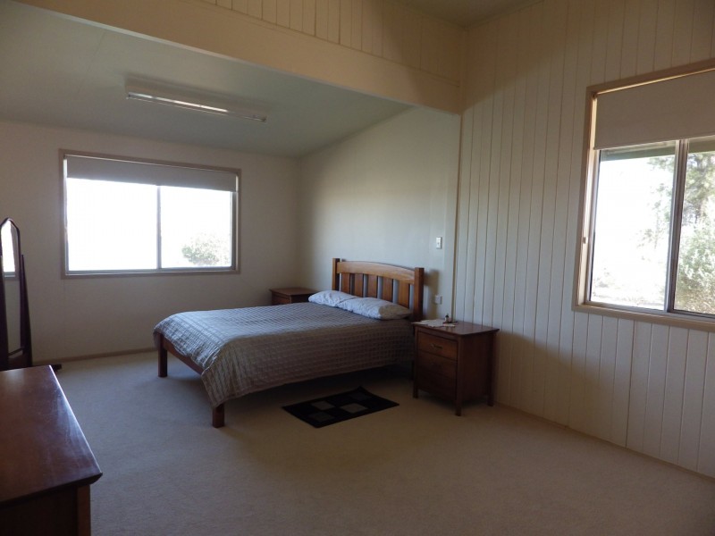 414 Bindango Road, Hodgson QLD 4455