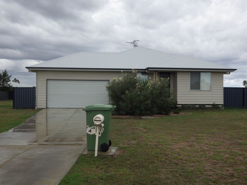 4 Webb Court, Roma QLD 4455